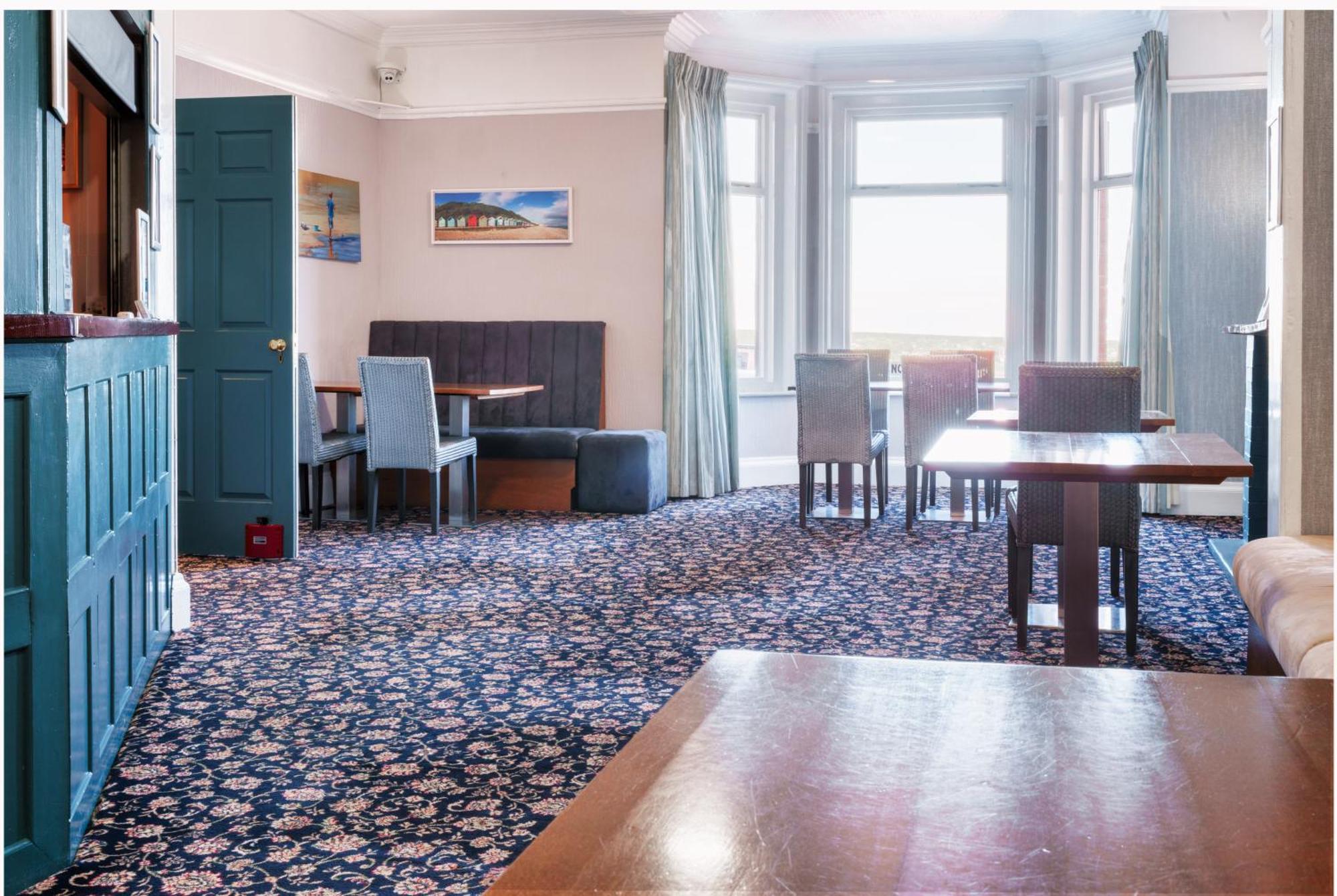 Sandcliff Guest House Кромер Экстерьер фото