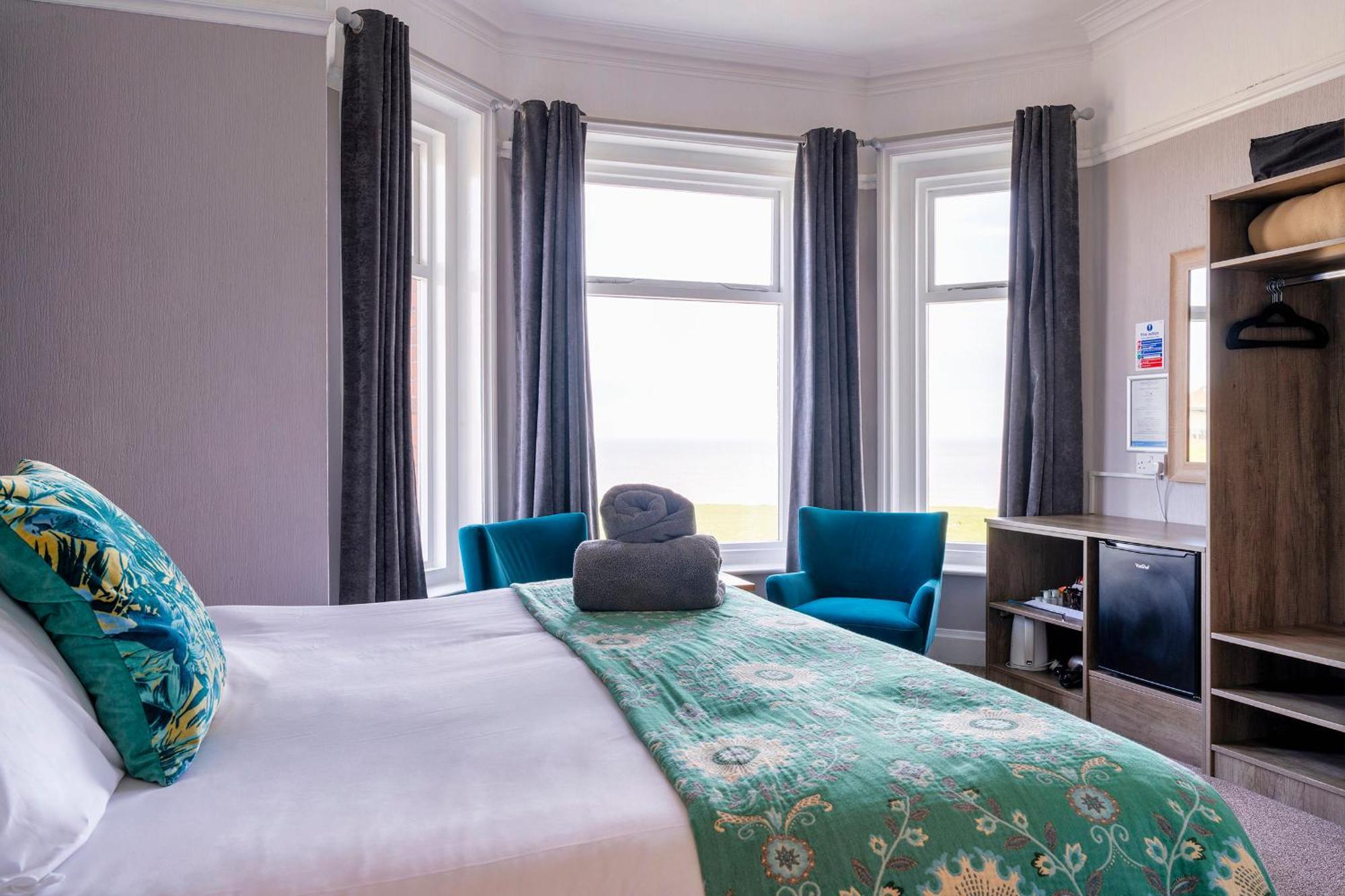Sandcliff Guest House Кромер Экстерьер фото